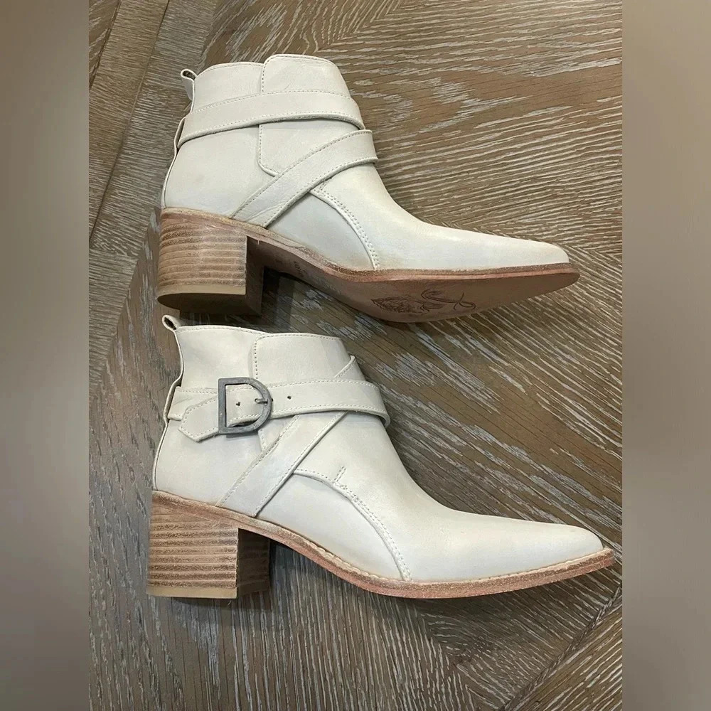 FREE PEOPLE BACK LOOP ANKLE BOOT BONE size US 5.5 - Picture 3 of 12
